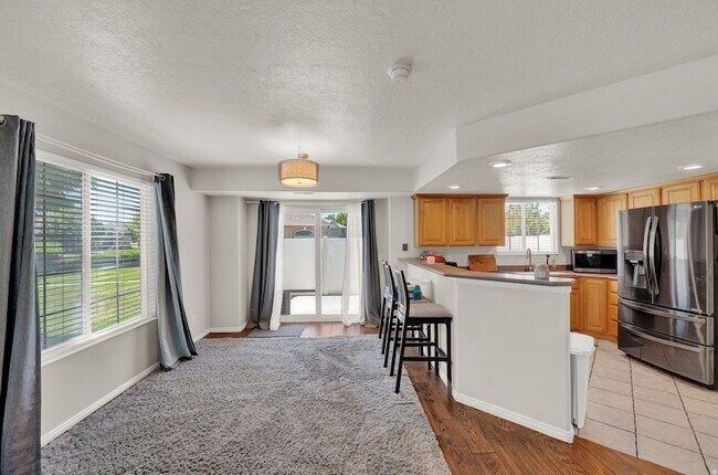 Foto del edificio - 11976 Draperville Ave