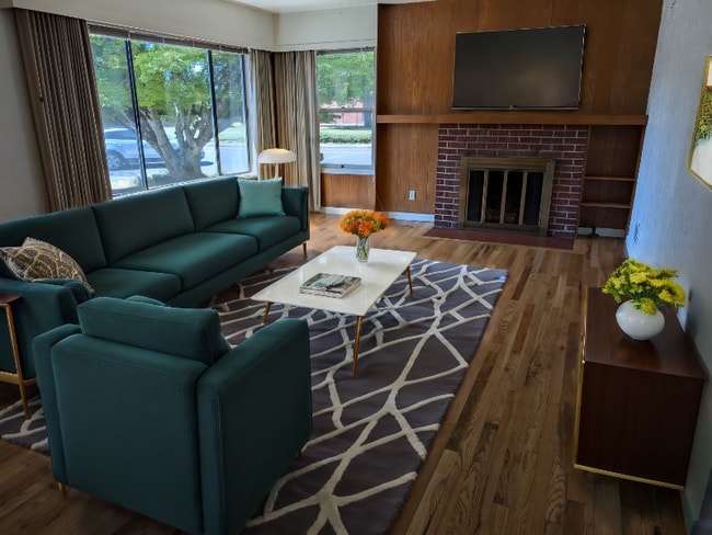 Building Photo - 2055 NW Beca Ave