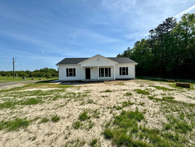 Foto del edificio - Brand New Spacious 3 Bedroom, 2 Bathroom H...