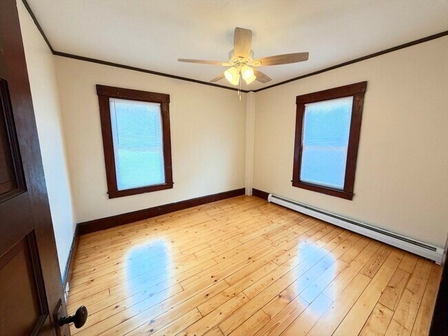 Foto del edificio - 38 A St