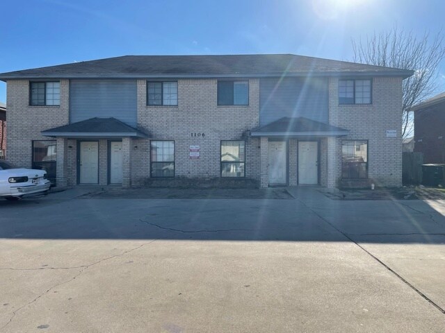 Foto del edificio - 1106 Shanarae Cir