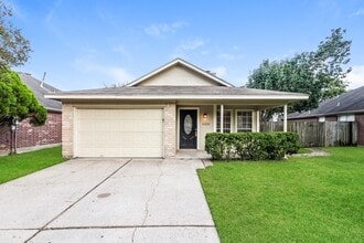 Building Photo - 6426 New World Dr