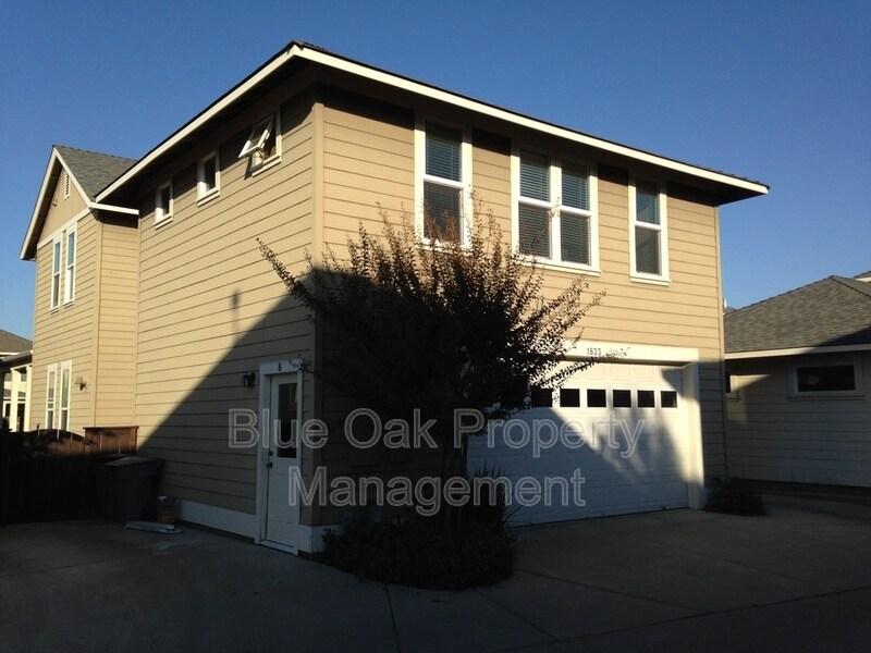 Foto principal - 1833 Roth St