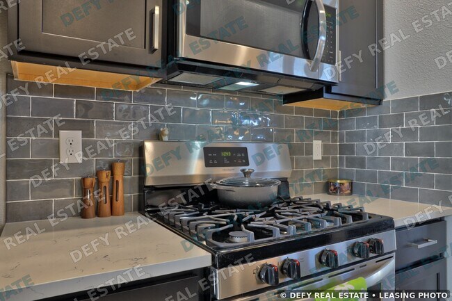 Foto del edificio - 6240 W Black Butte St