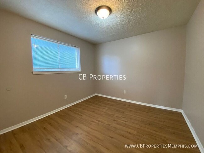 Building Photo - 1317 Halcomb Ln