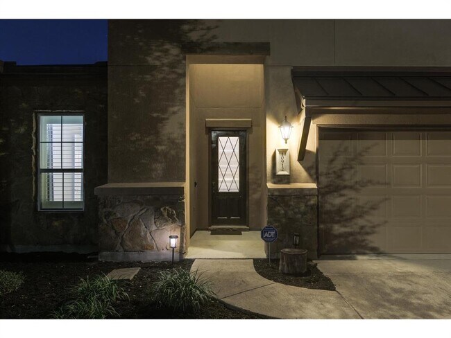 Building Photo - 10912 Crosbyton Ln