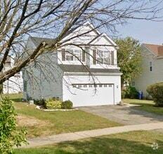 Building Photo - 2223 Periwinkle Ln
