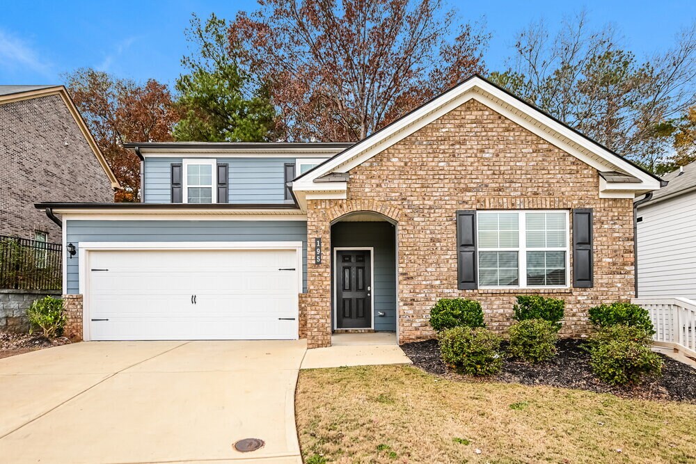 Foto principal - 195 Hamilton Pointe Dr