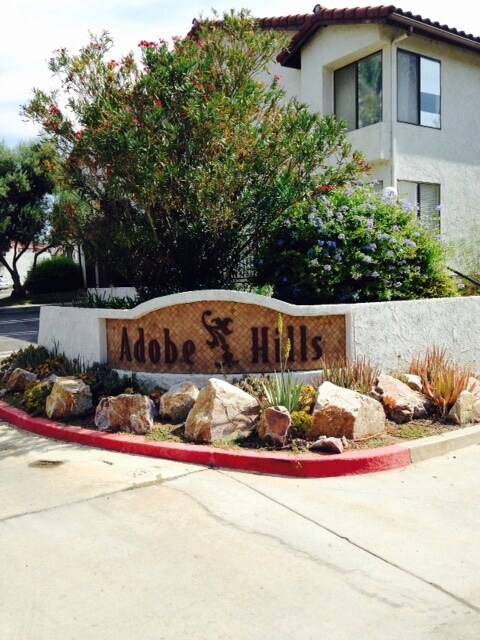 Foto del edificio - 2425 Cranston Dr