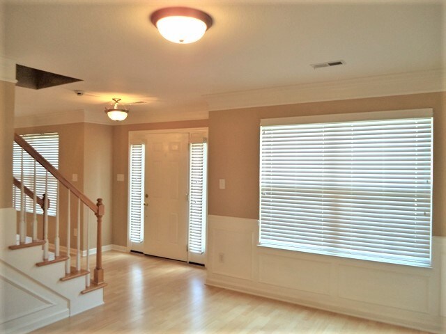 Building Photo - 5401 Silver Grove Lane