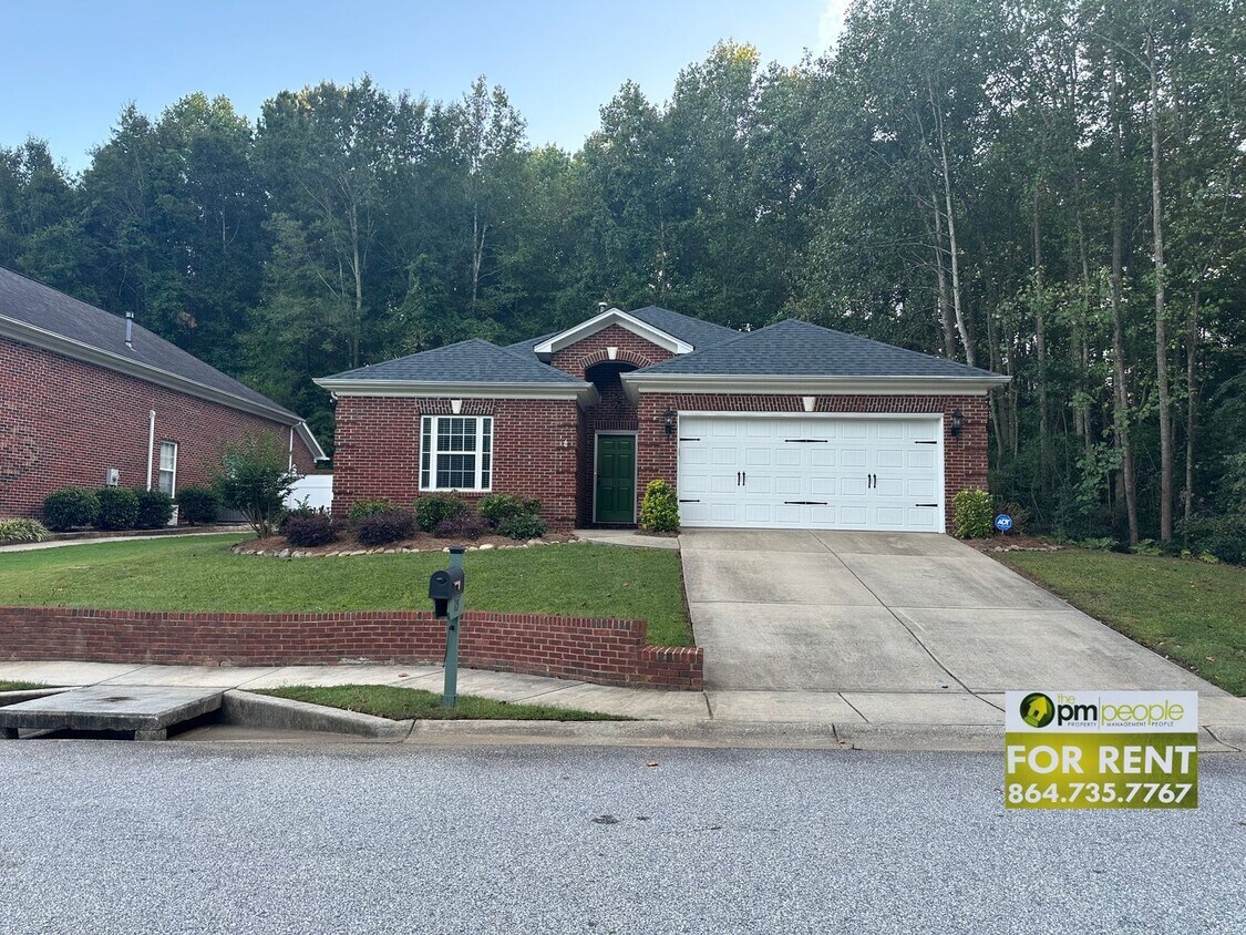 Foto principal - Beautiful Simpsonville 3/2 Available Now!