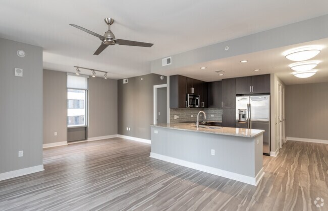 2HAB, 2BA - 1,132 ft² - Gallery Bethesda I