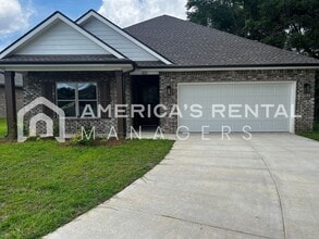 Building Photo - 825 Ginger Lee St