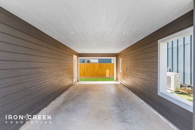 Foto del edificio - 52 W Cascade St