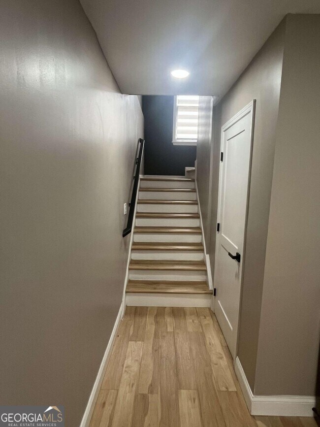 Foto del edificio - 738 Prince Pl NW