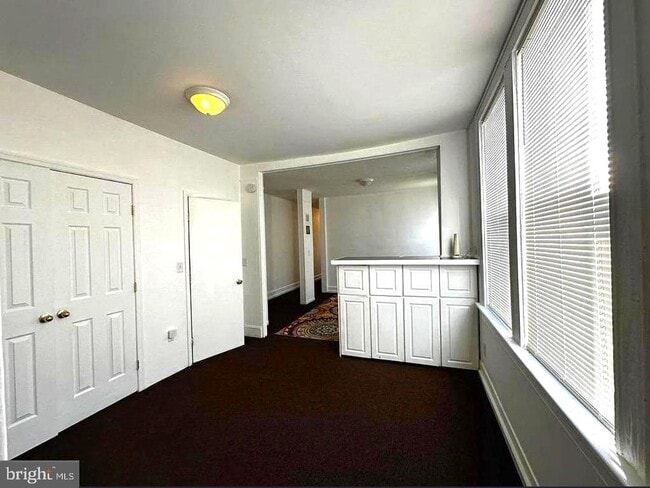 Building Photo - 1105 Walnut Ave