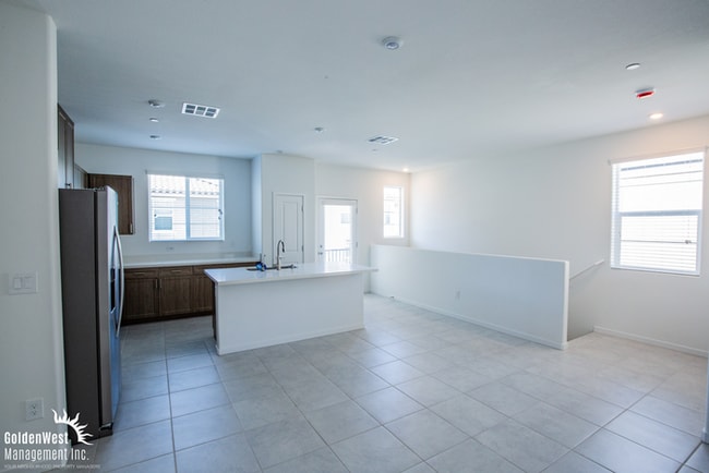 Building Photo - Brand new 3Bdm 2Ba Two-Story Townhome in S...