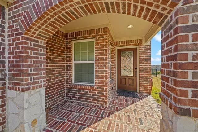 Building Photo - 245 Mariposa Ln