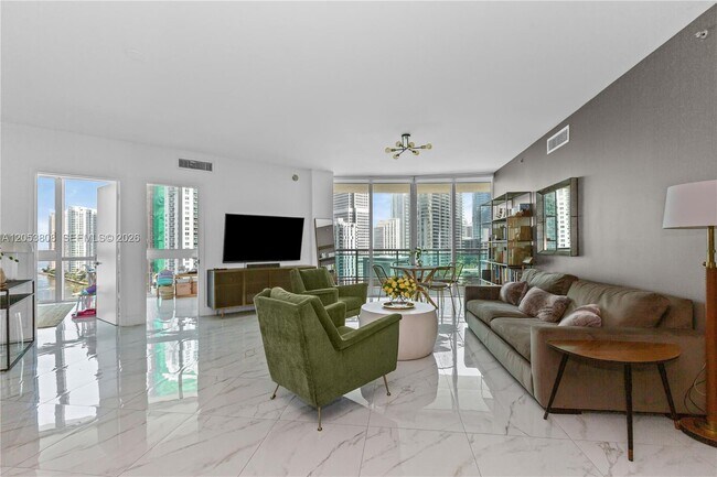 Building Photo - 350 S Miami Ave