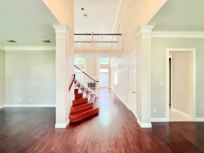 Building Photo - 4707 Gladesdale Park Ln