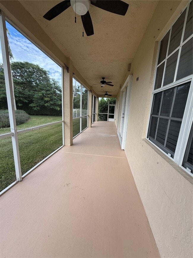 Building Photo - 1007 Nandina Dr