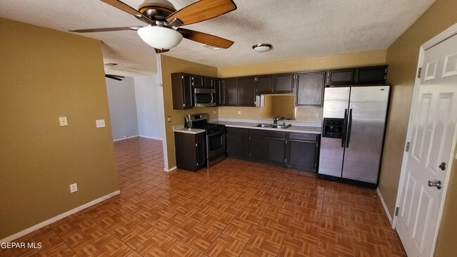 Building Photo - 2208 Tierra Alegre Way