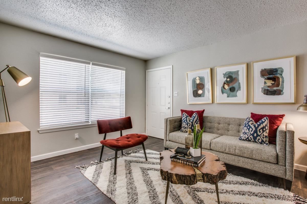 Primary Photo - 1 br, 1 bath Condo - 500 Ridgecrest Cir E ...