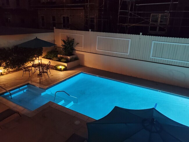 Foto del edificio - 623 N Monterey St