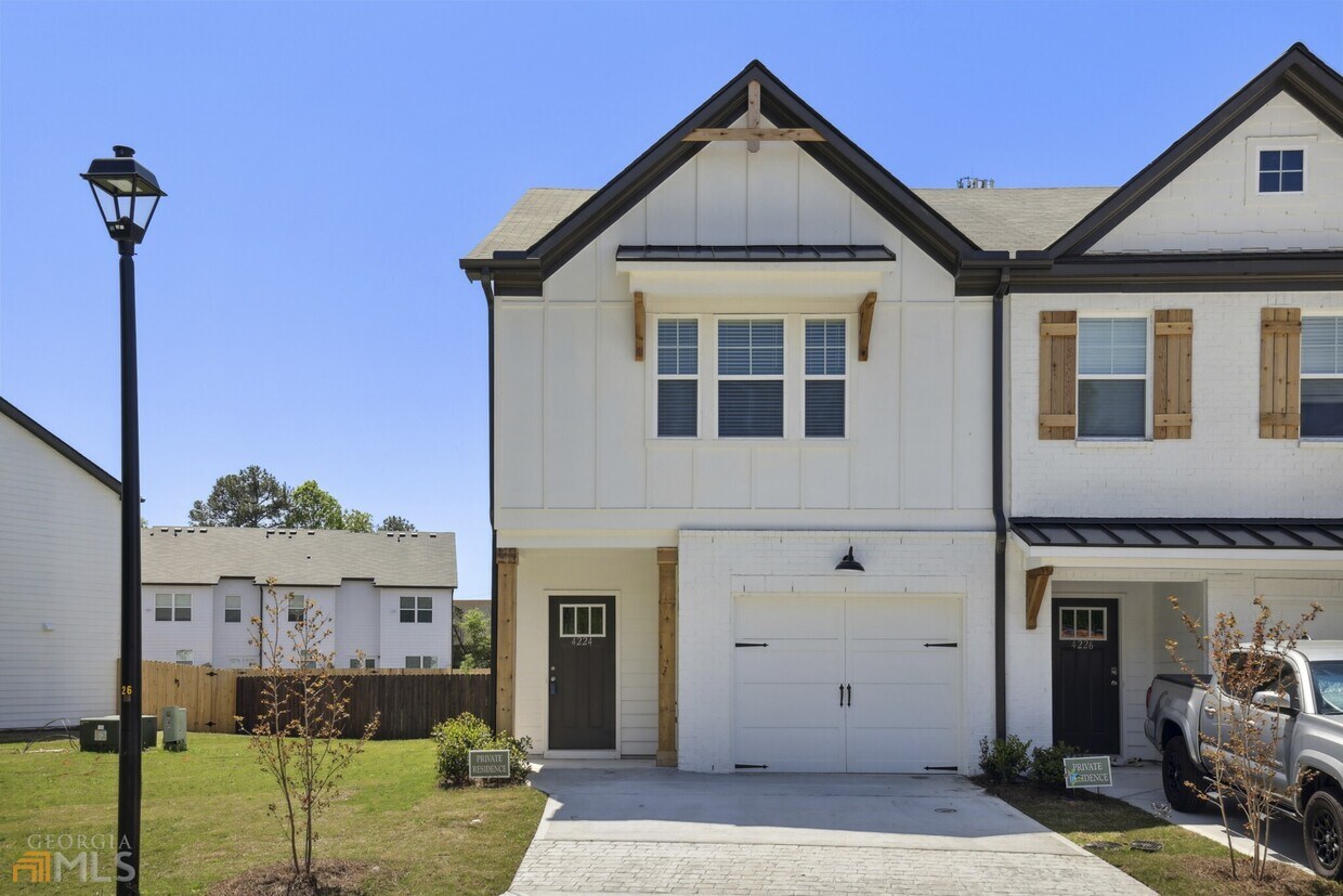 4113 spring Valley circle, Tucker, GA 30084 Townhome Rentals in