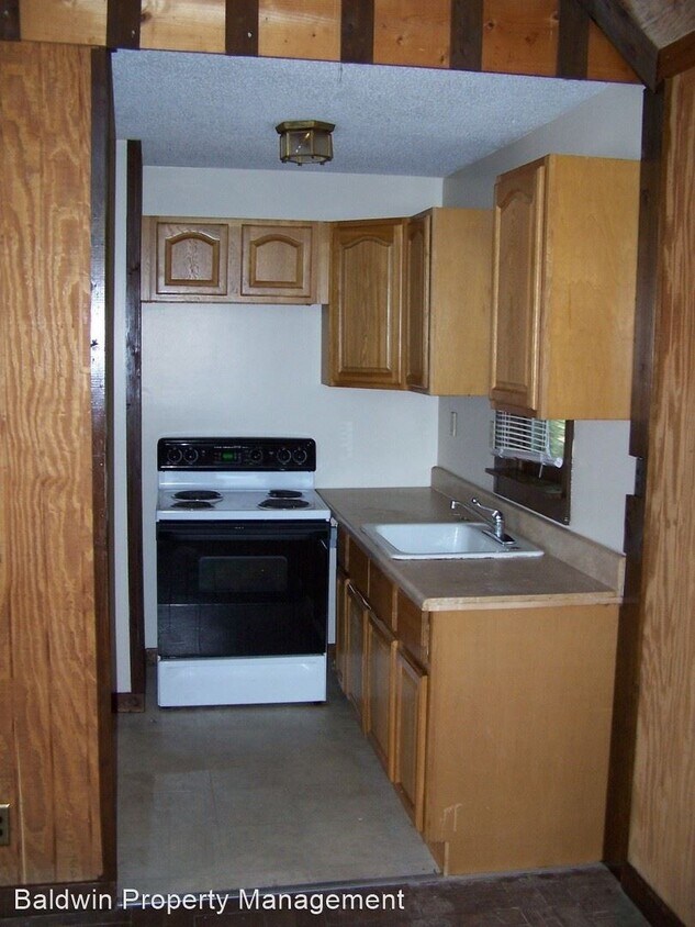 Building Photo - 1 br, 1 bath House - 7301 REYNOLDA RD.