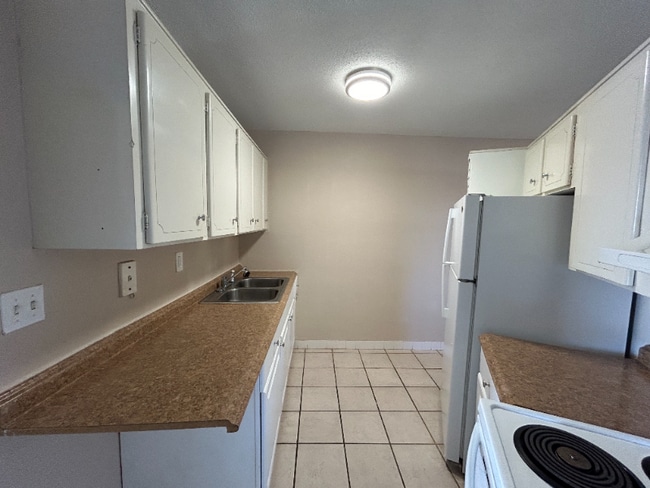 Photo - 3049 NW 9th Ave House