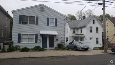 Building Photo - 131 N State St