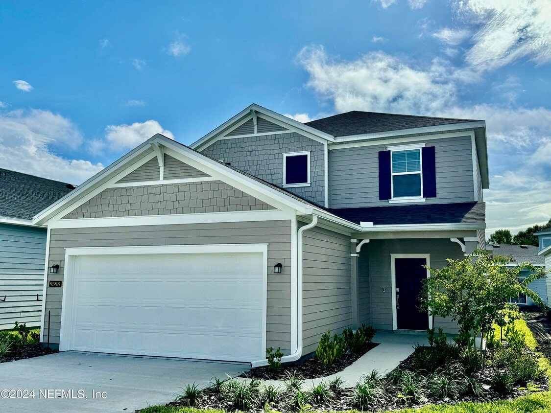 Foto principal - 9598 Giada Dr