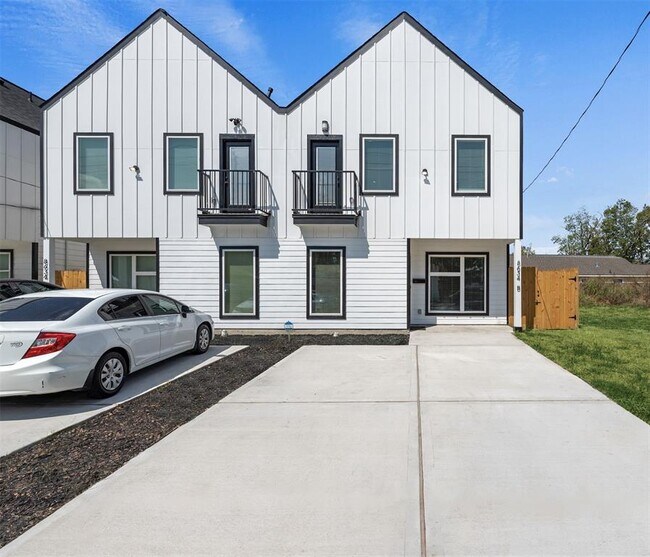 Foto del edificio - 8634 Scott St