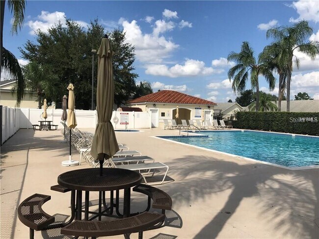 Foto del edificio - 3206 Sabal Palms Ct