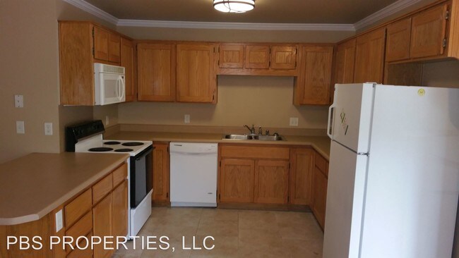 Building Photo - 2471 N Brophy Cir