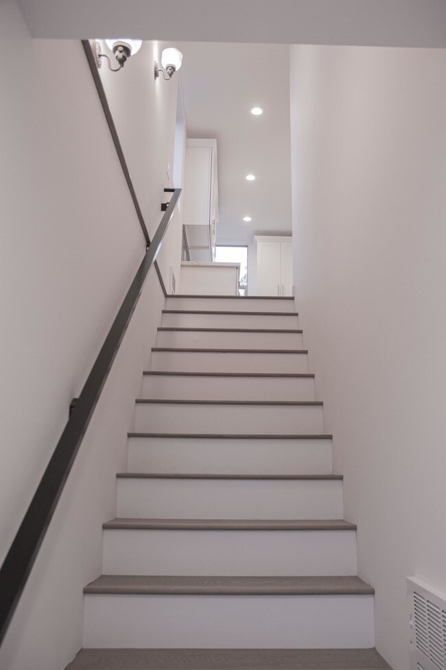 Foto del edificio - 15604 5th Ave NE