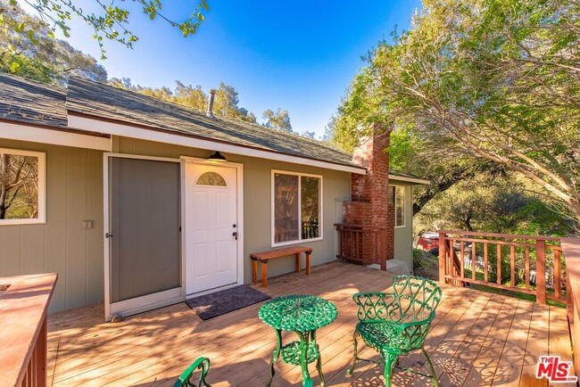 Building Photo - 800 N Topanga Canyon Blvd