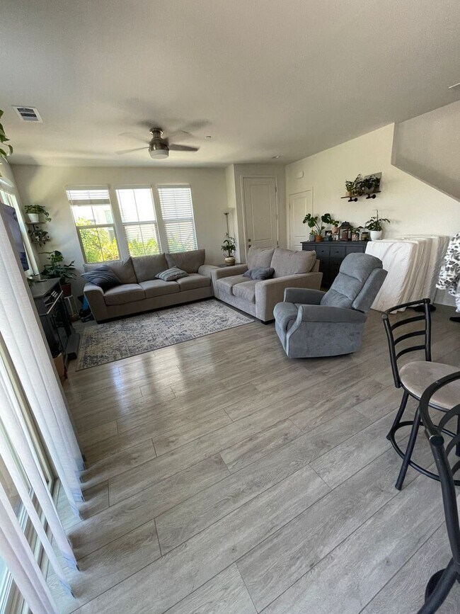 Foto del edificio - 3 br, 2.5 bath House - 2079 Tango Loop #2