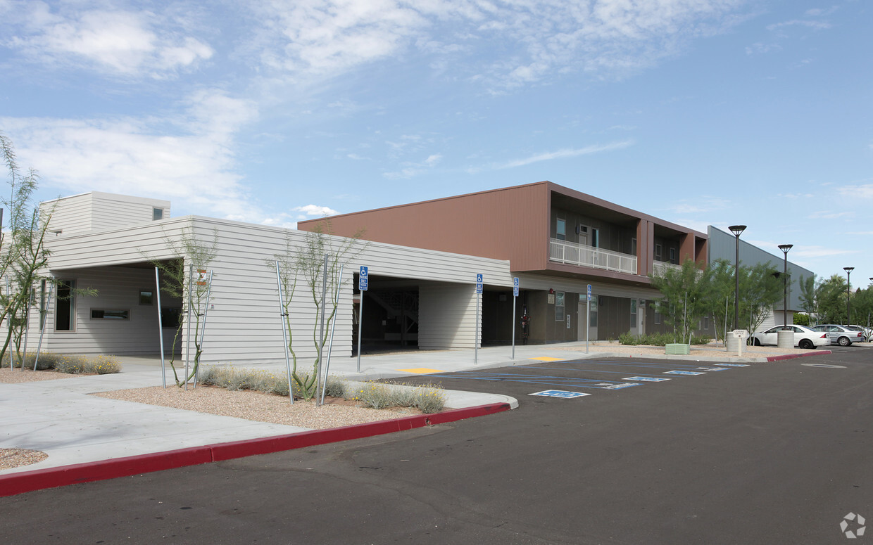 Building Photo - Rosa Gardens Apartments