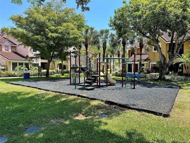 Foto del edificio - 10581 SW 155th Ct