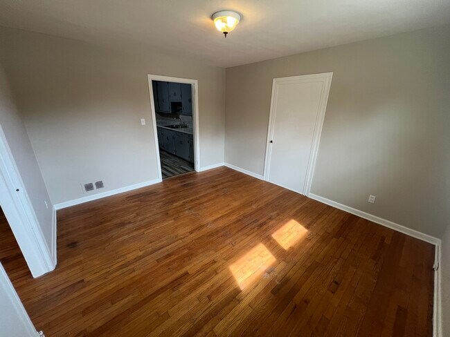 Building Photo - 416 Ammons Rd
