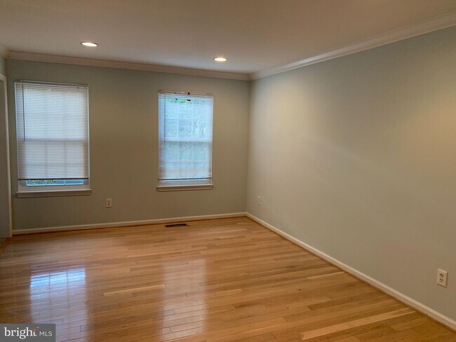 Foto del edificio - 46418 Hampshire Station Dr