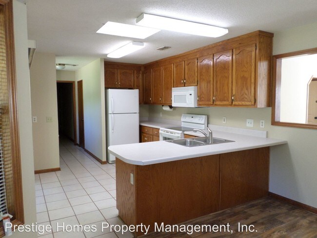 Building Photo - 58 Brookview Ct