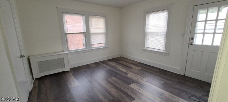 Foto del edificio - 473 Washington Ave