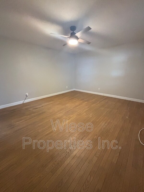 Foto del edificio - 28 Locksley Ln