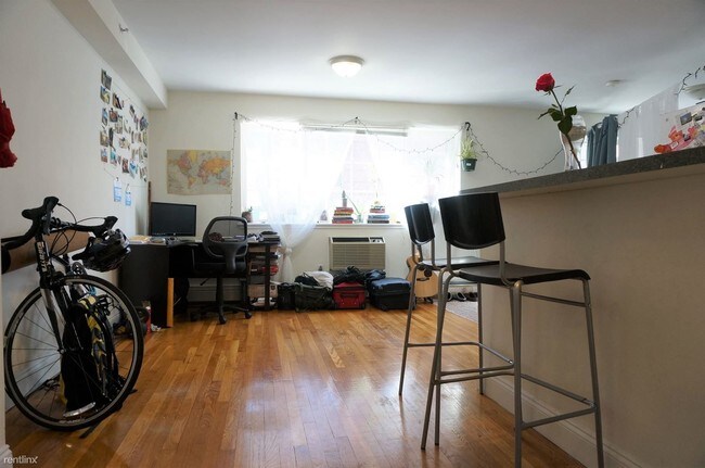 Foto del edificio - Studio, 1 bath  - 8 Griggs St # 28A