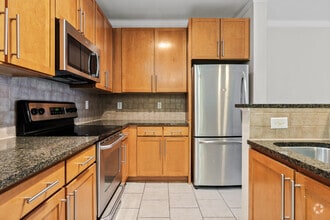 1BR, 1BA - 872 SF - Berkeley Heights