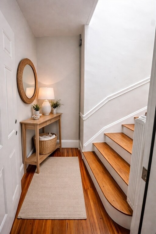 Building Photo - 30 Monmouth St