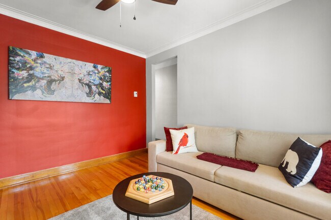 Building Photo - 6419-610e 10e Avenue